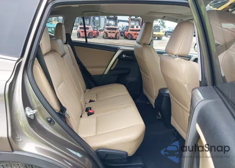 2015 Toyota Rav4 Limited z USA, uszkodzony, nr VIN 2T3DFREV6FW382676